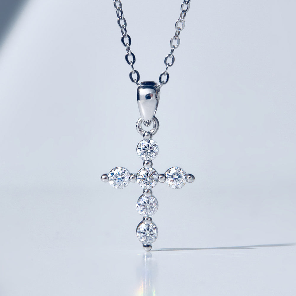 [Ships from USA] Beaded Edge Cross Moissanite Pendant Necklace (0.6 ct. tw.) in 18K Gold Vermeil