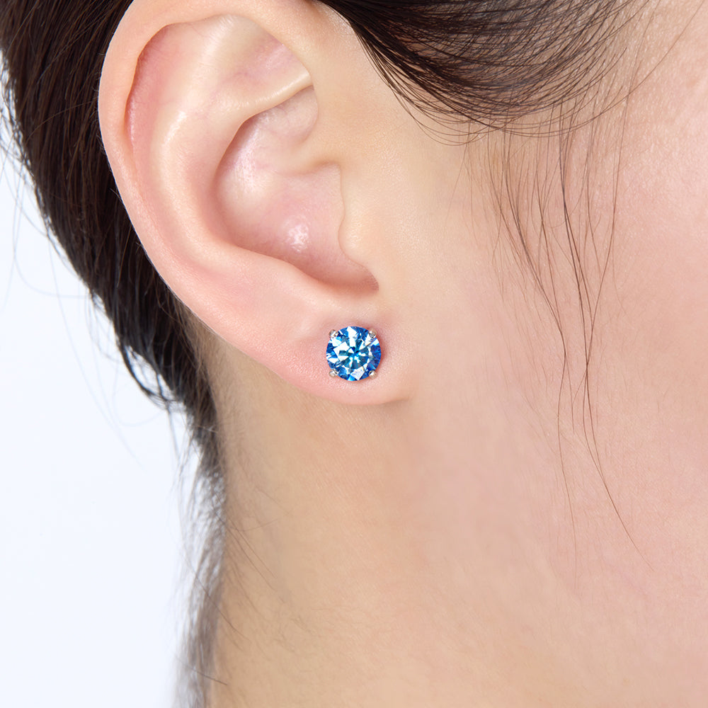 4-Prong Round Cut Moissanite Stud Earrings (2 ct. tw.) in 18K Gold Vermeil (3 Colors)
