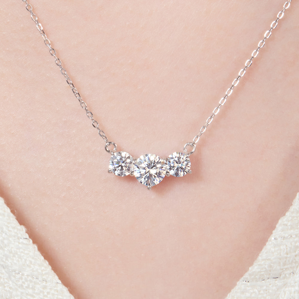 [Ships from USA] Graduated Moissanite Trilogy Solitaire Necklace (2.0 ct. tw.) in 18K Gold Vermeil